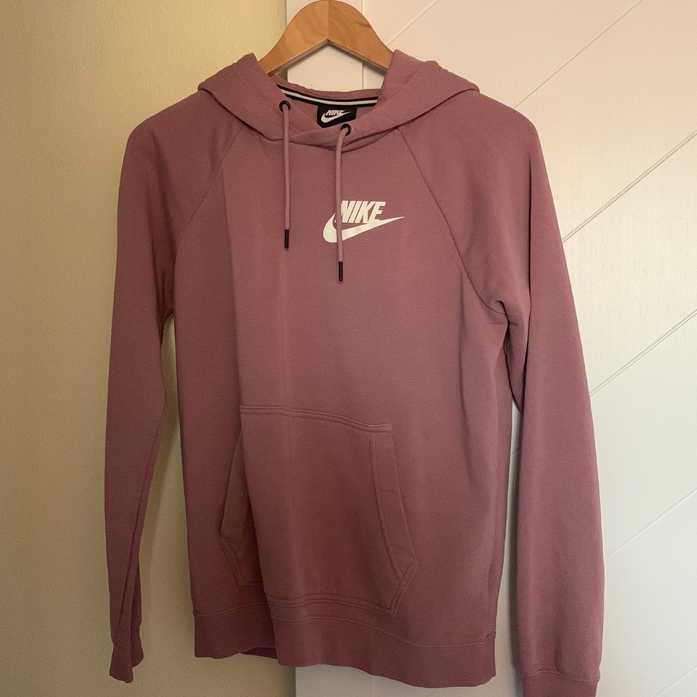 Nike sweatshirt